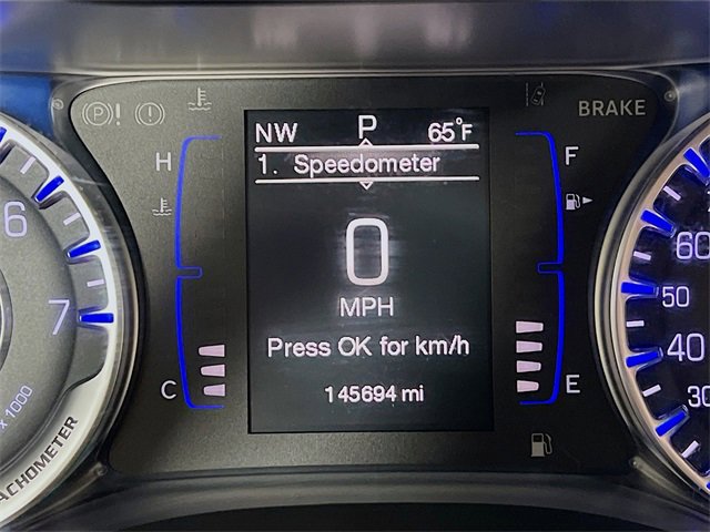 Used 2015 Chrysler 200 Limited image 14