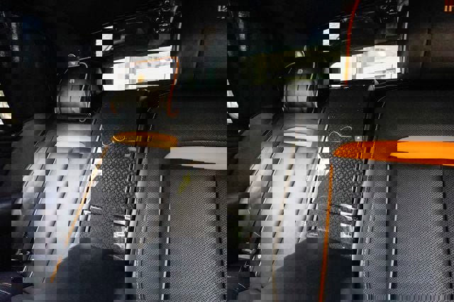 Used 2020 Rolls-Royce Cullinan Black Badge image 75