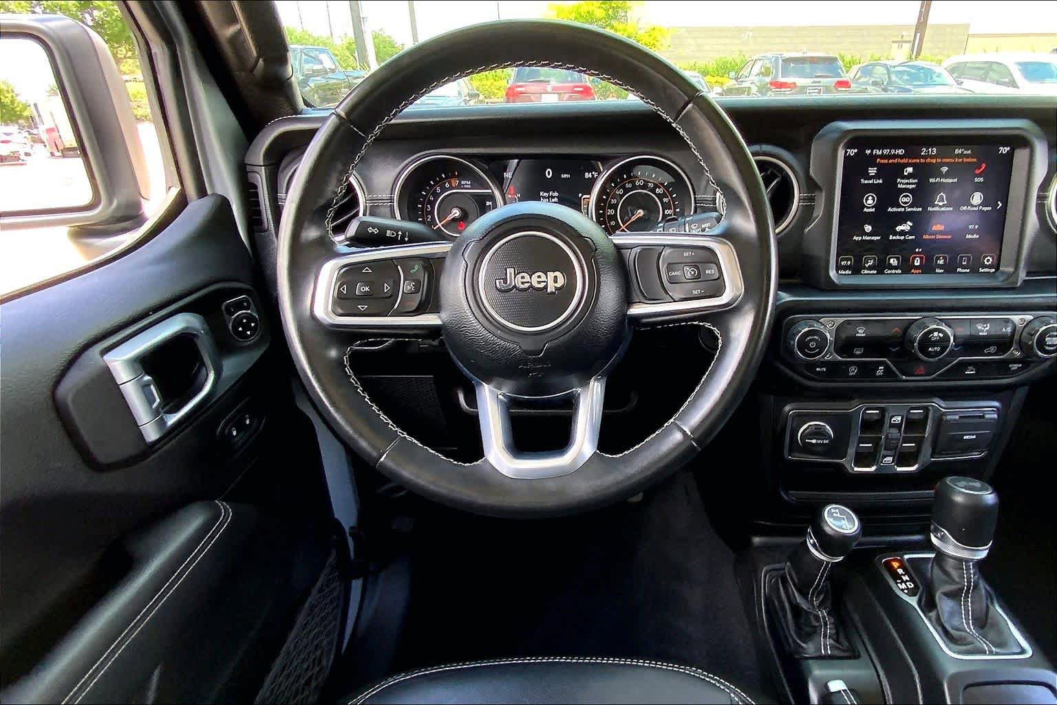 Used 2022 Jeep Wrangler Unlimited Sahara AWD/4WD image 6