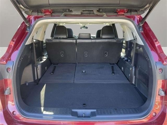 Used 2022 Toyota Highlander XLE image 47