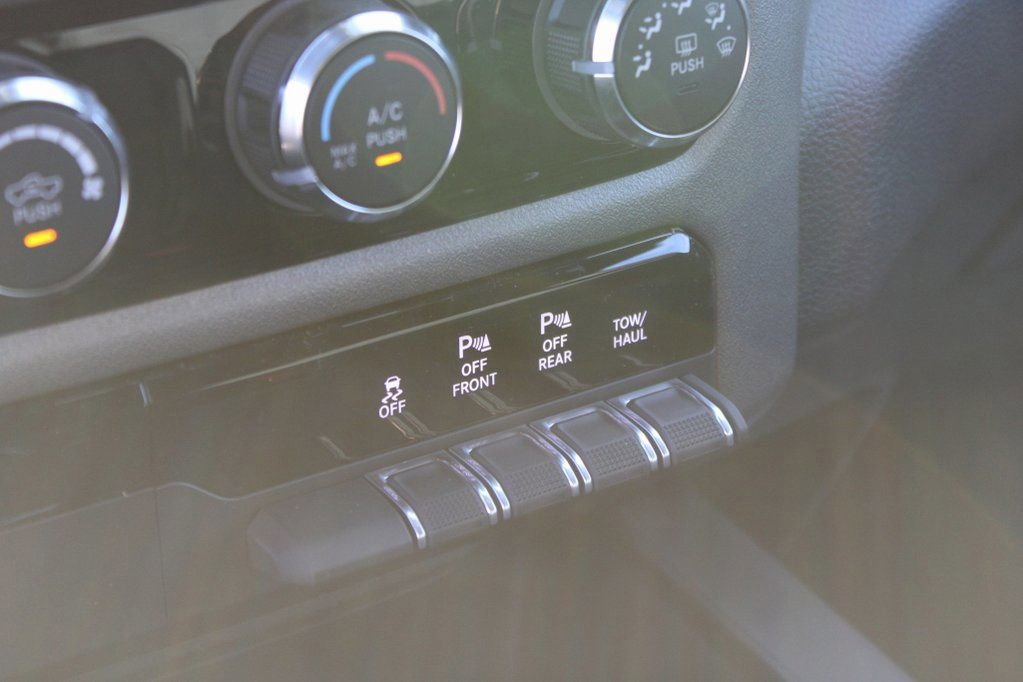 Used 2025 RAM 1500 Big Horn image 24