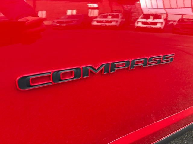 Used 2023 Jeep Compass Limited image 10