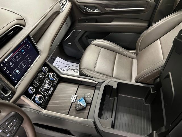 Used 2023 GMC Yukon Denali AWD/4WD image 34