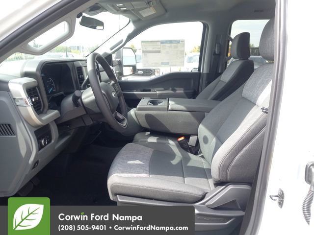 New 2026 Ford F350 XLT w/ Snow Plow/Camper Package image 11