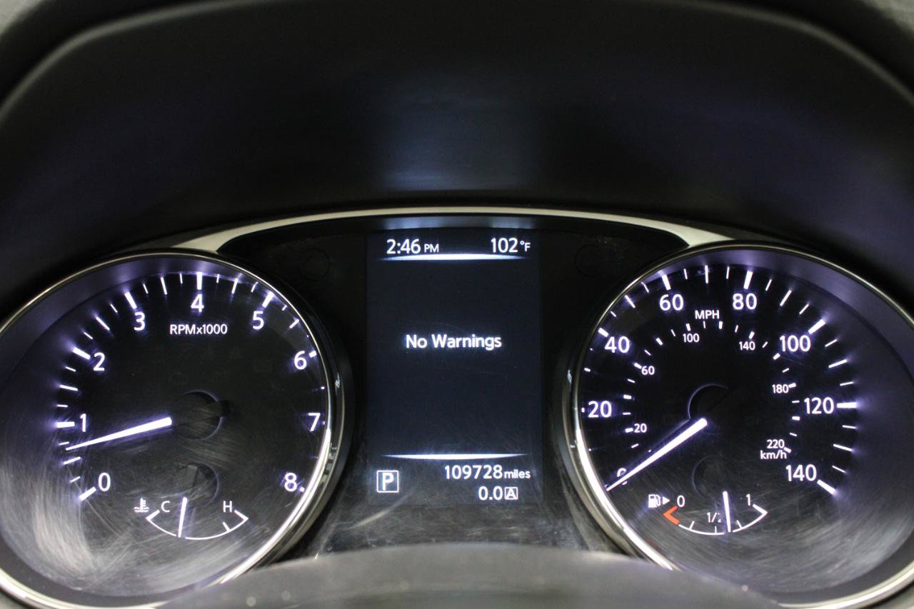 Used 2016 Nissan Rogue SV FWD image 65