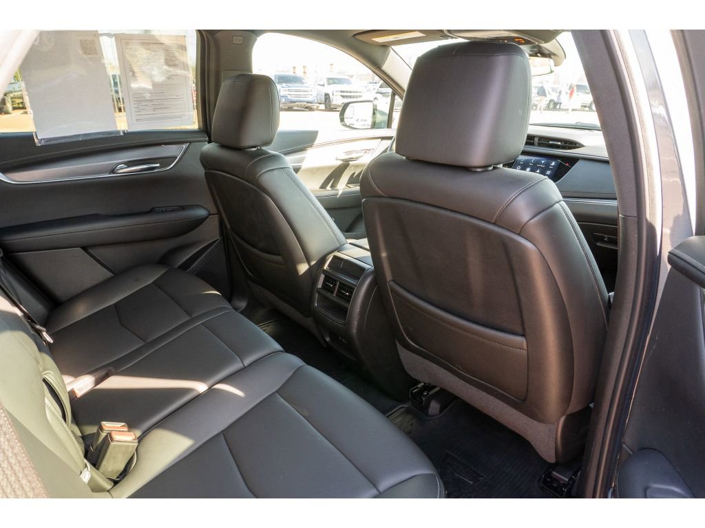 Used 2021 Cadillac XT5 Luxury image 14