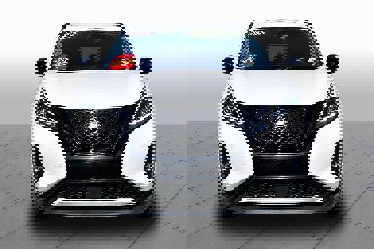 Used 2024 Nissan Murano SV w/ SV Midnight Edition Package image 4