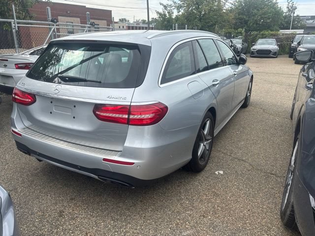Used 2017 Mercedes-Benz E 400 4MATIC Wagon image 8