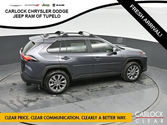 Used 2025 Toyota RAV4 XLE Premium w/ Weather Package AWD/4WD image 34