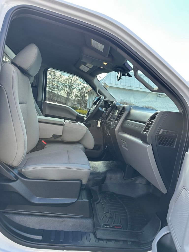 Used 2020 Ford F250 XL w/ Power Equipment Group image 27