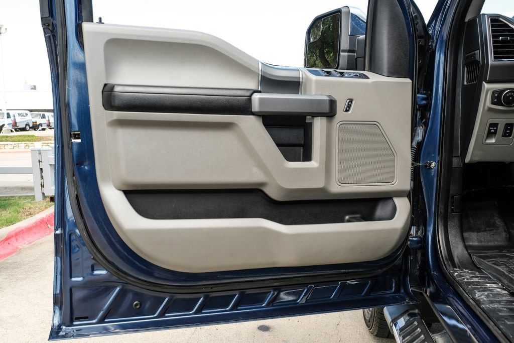 Used 2016 Ford F150 XLT w/ Equipment Group 302A Luxury RWD image 46