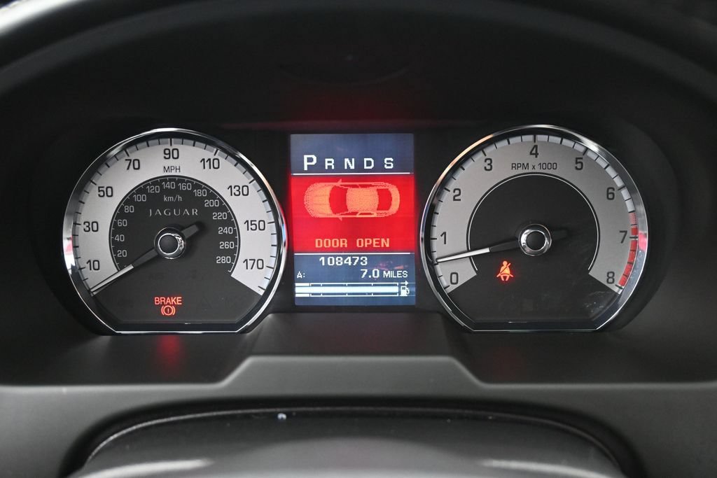 Used 2011 Jaguar XF Premium RWD image 17