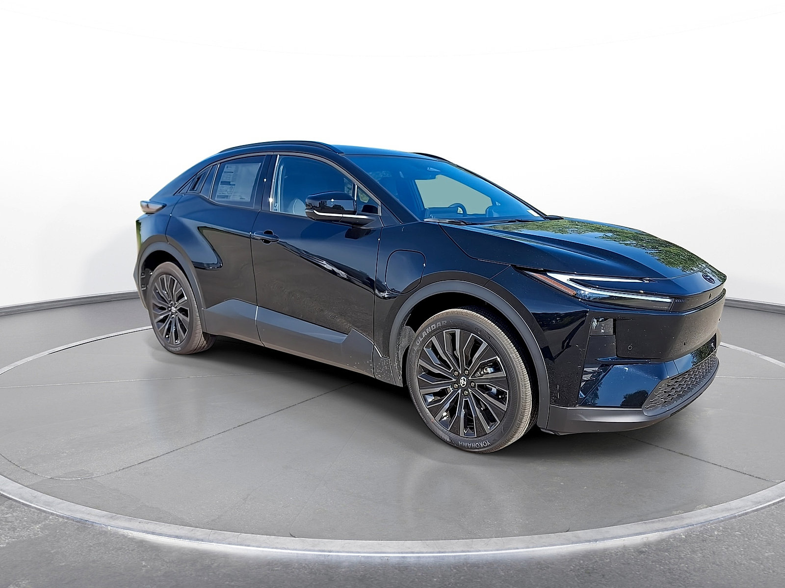 New 2026 Toyota C-HR AWD/4WD image 2