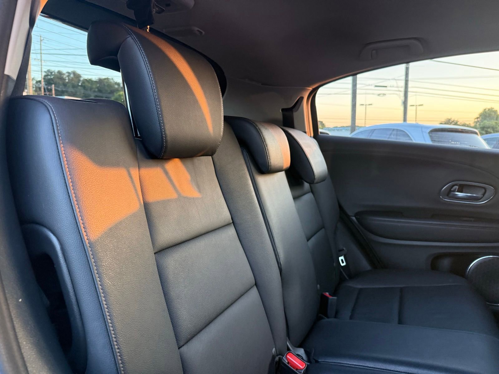Used 2016 Honda HR-V EX-L image 31