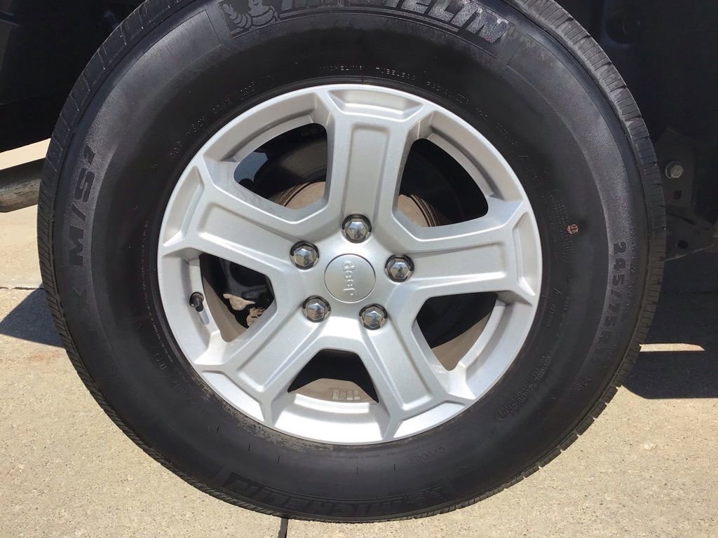 Used 2021 Jeep Wrangler Unlimited Sport image 26