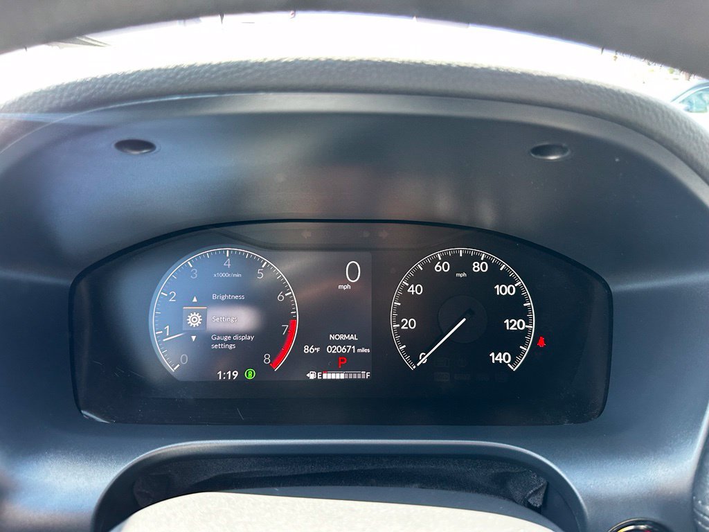 Used 2024 Honda HR-V LX image 25