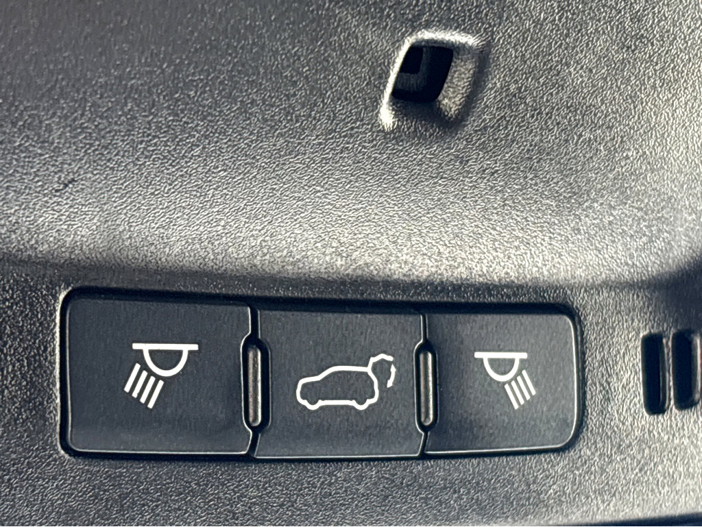 Used 2024 Dodge Durango GT image 31