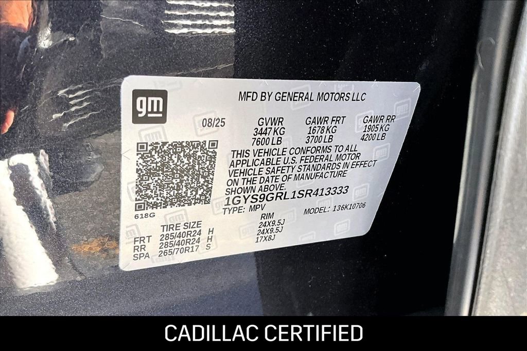 Used 2025 Cadillac Escalade Sport Platinum w/ LPO, ONYX Package AWD/4WD image 32