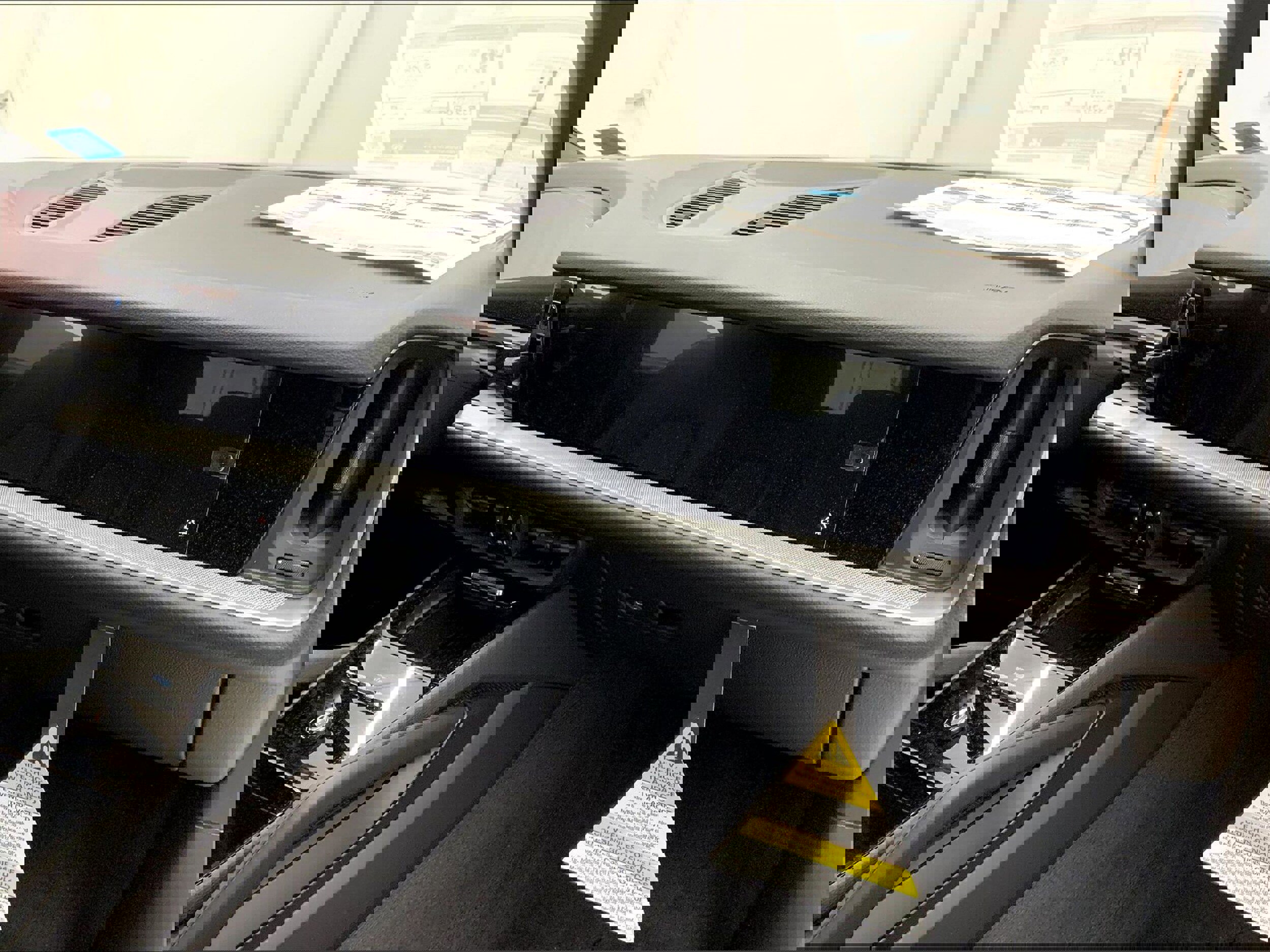 New 2025 Porsche Cayenne image 23