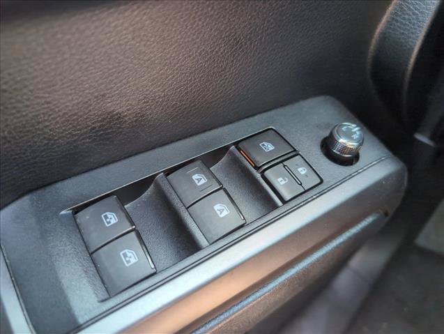 Used 2016 Toyota Tacoma TRD Sport w/ Towing Package AWD/4WD image 20