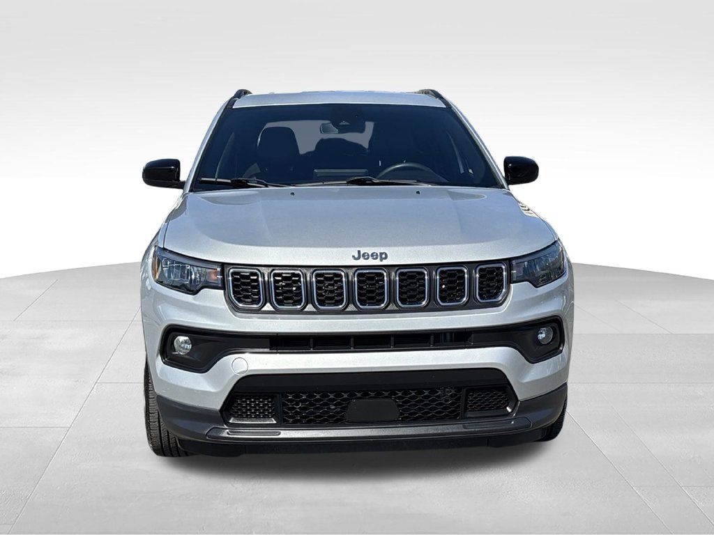 Certified 2024 Jeep Compass Latitude AWD/4WD image 7