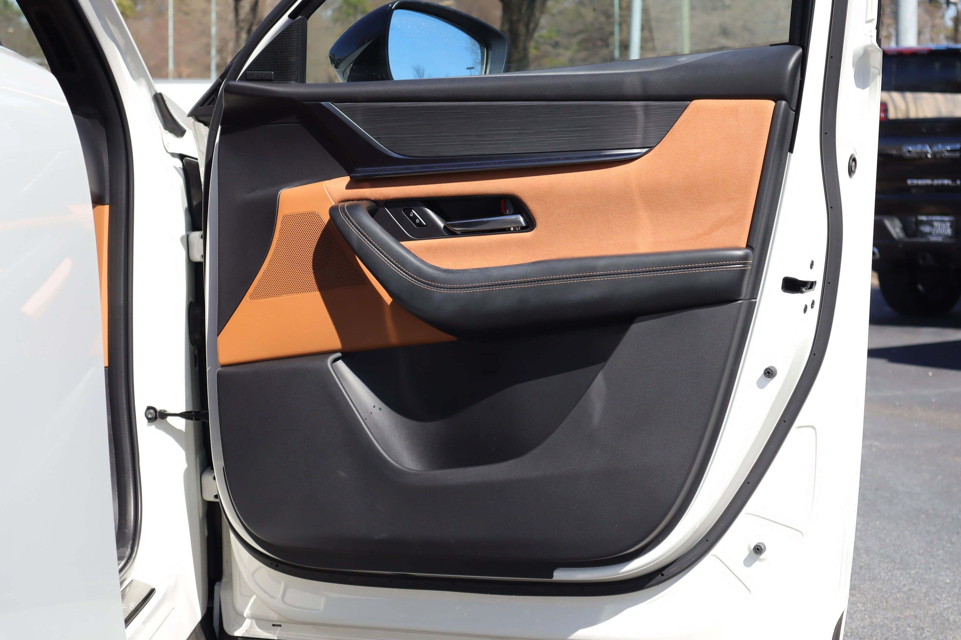 Certified 2025 MAZDA CX-70 3.3 Turbo S w/ Premium Plus image 29