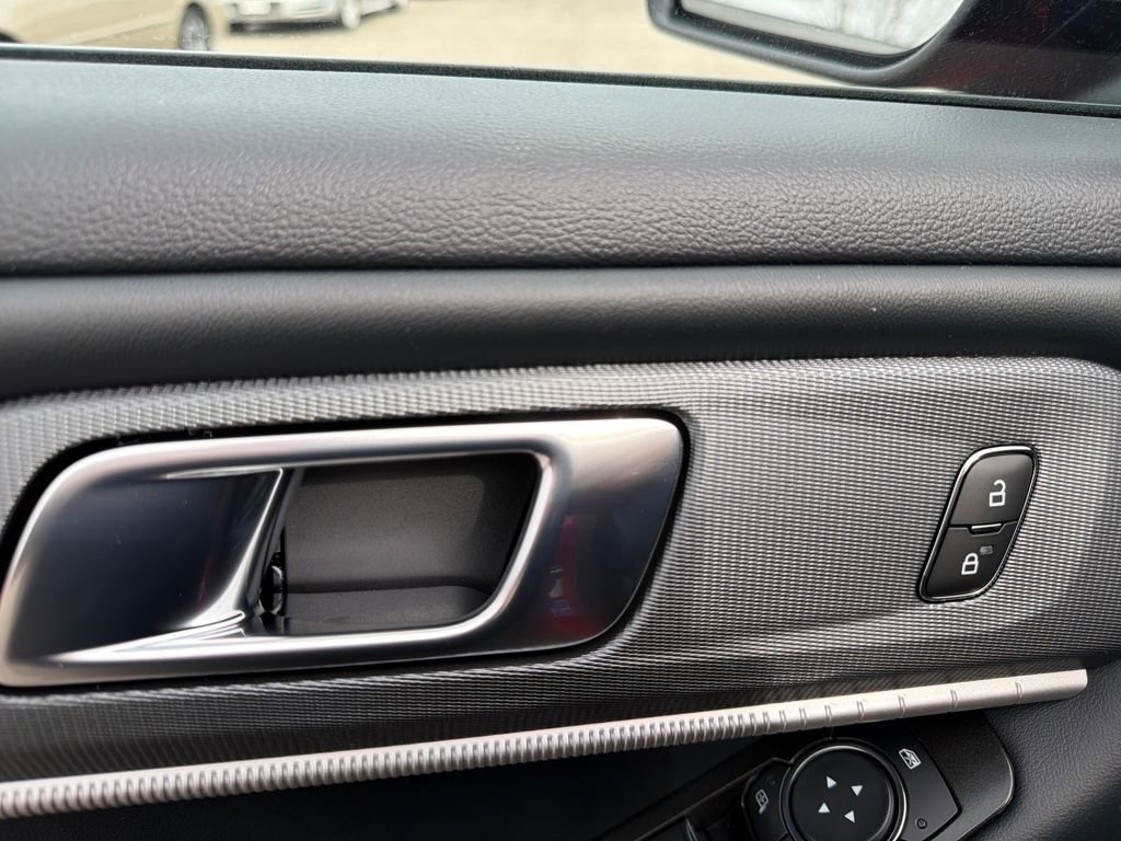 New 2026 Ford Explorer ST-Line image 23