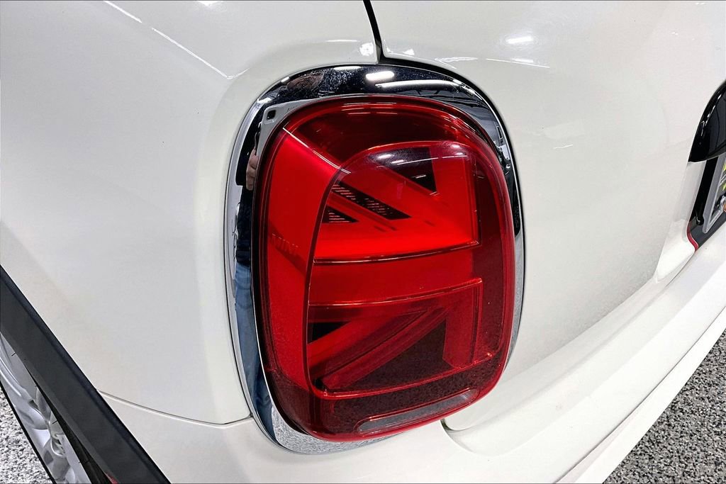 Used 2019 MINI Cooper S w/ Storage Package image 23
