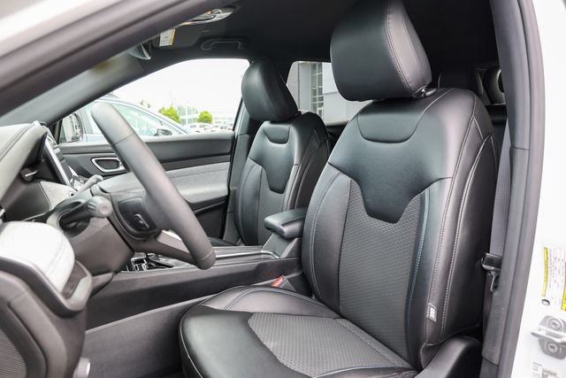 Used 2023 Jeep Compass Latitude w/ Convenience Group AWD/4WD image 40