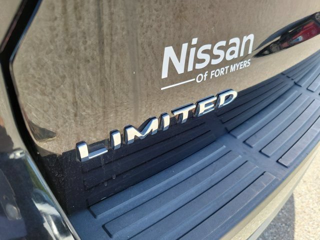 Used 2024 Ford Expedition Max Limited RWD image 9