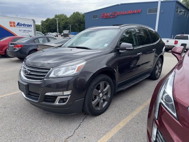 Used 2017 Chevrolet Traverse LT AWD/4WD image 2
