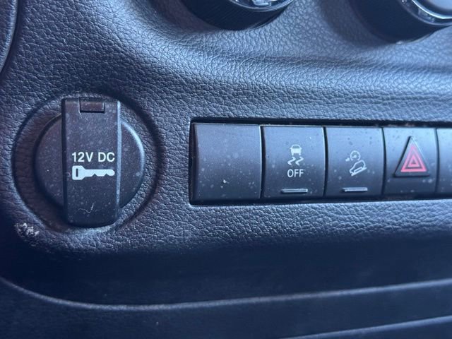 Used 2017 Jeep Wrangler Unlimited Sport w/ Connectivity Group image 12