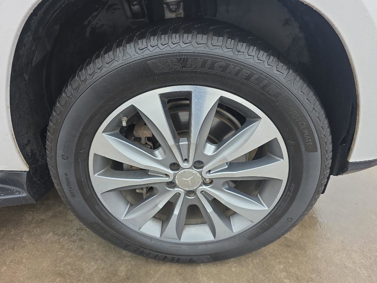 Used 2015 Mercedes-Benz GL 450 4MATIC image 34