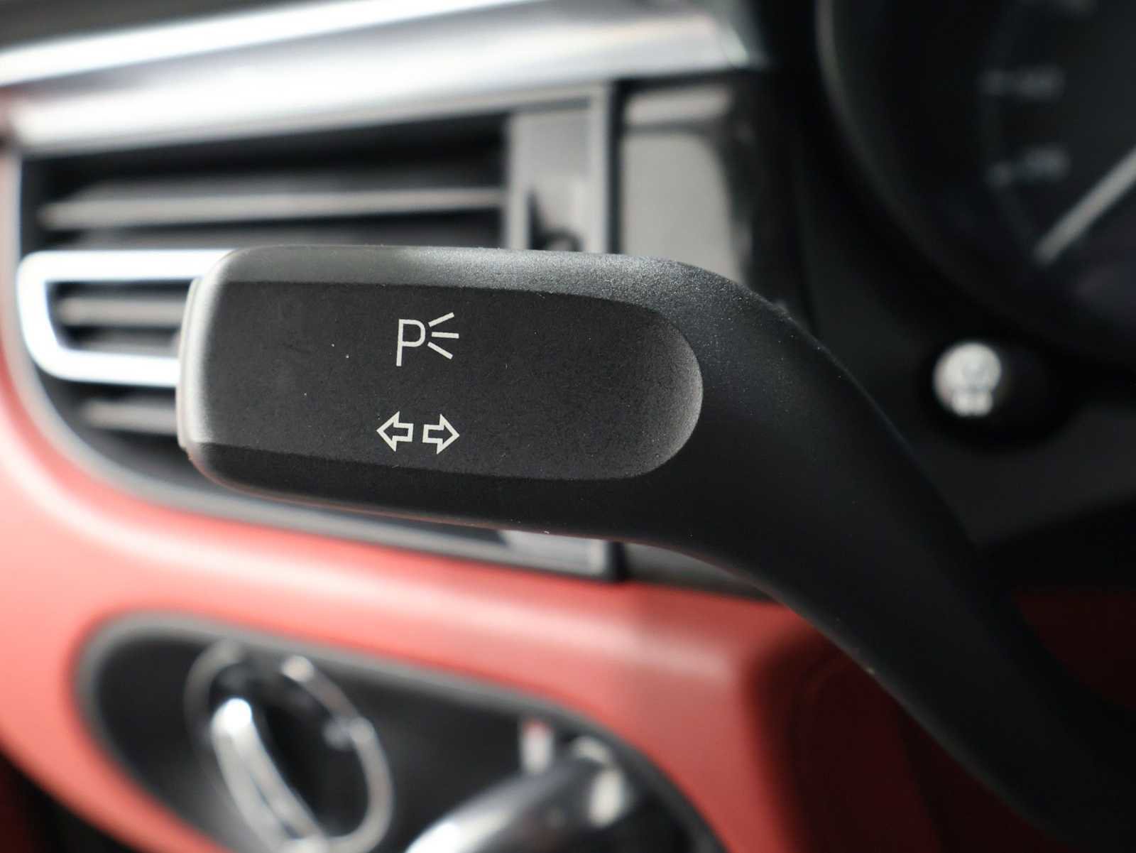 Certified 2023 Porsche Macan GTS AWD/4WD image 31