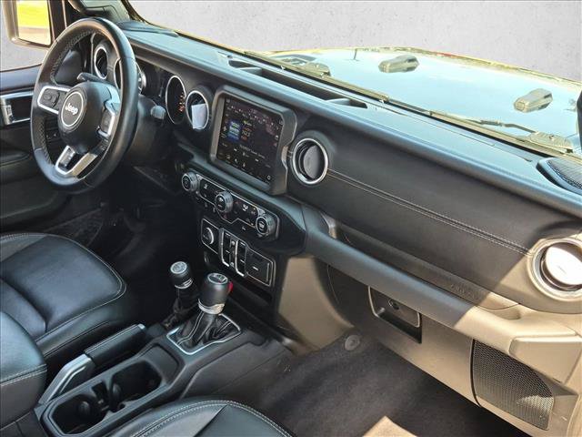 Used 2022 Jeep Gladiator Overland w/ Popular Equipment Package AWD/4WD image 29