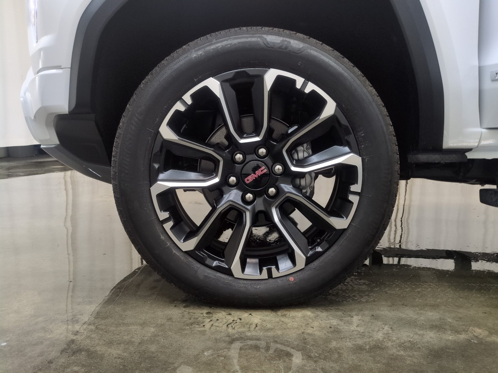 New 2026 GMC Canyon Denali AWD/4WD image 25