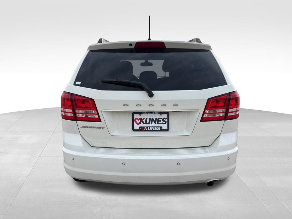 Used 2020 Dodge Journey SE w/ Blacktop Package image 8