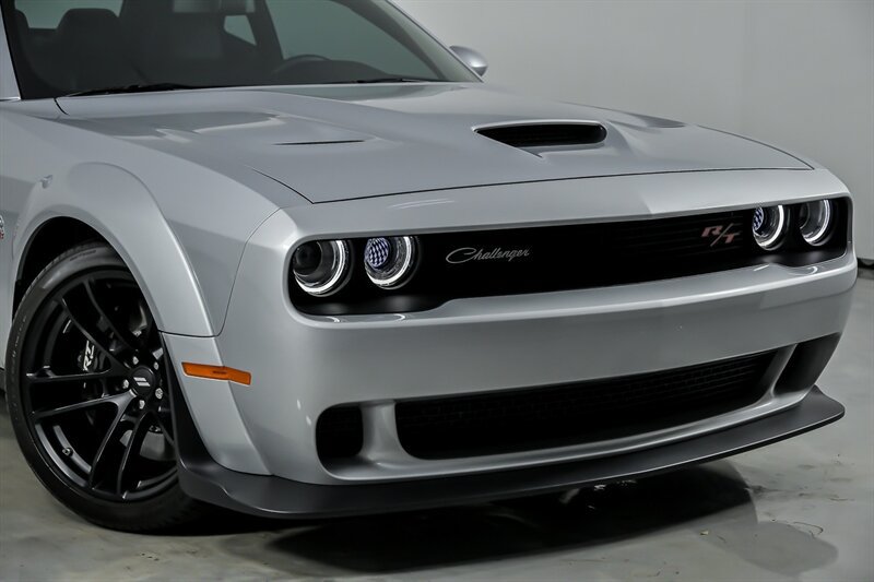 Used 2023 Dodge Challenger R/T Scat Pack RWD image 2