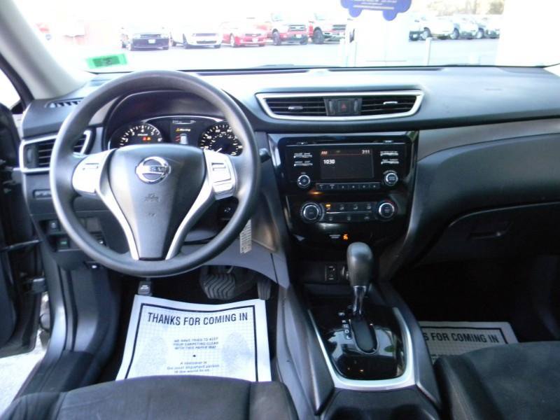 Used 2016 Nissan Rogue S AWD/4WD image 17
