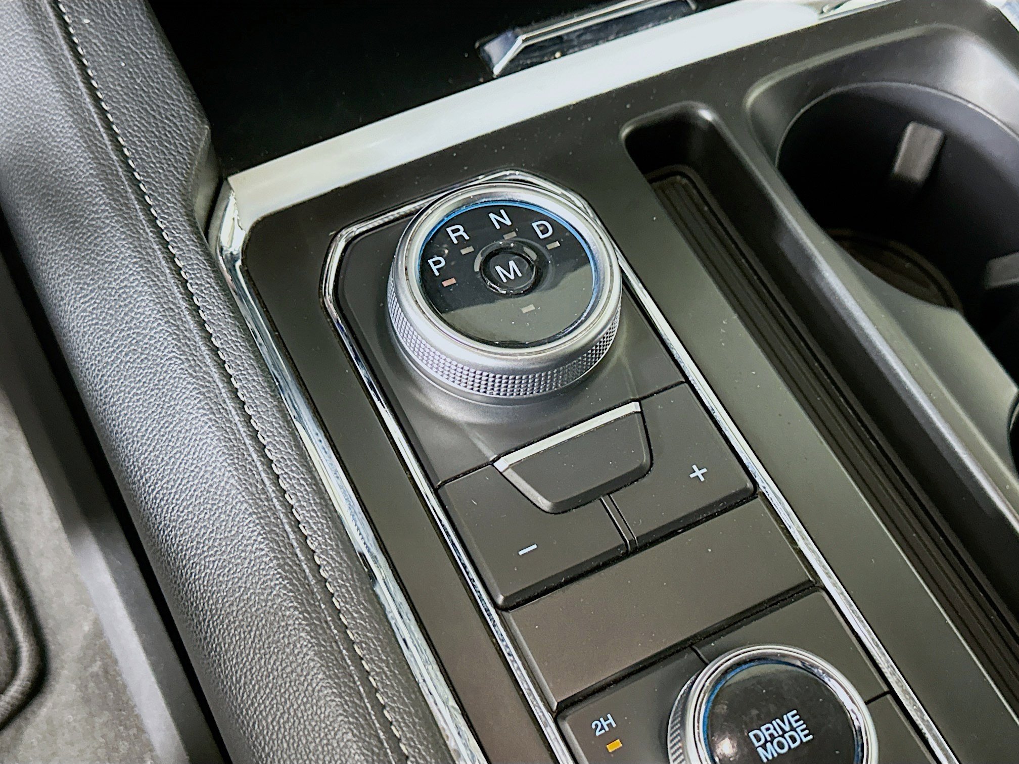 Used 2024 Ford Expedition Max XLT image 25