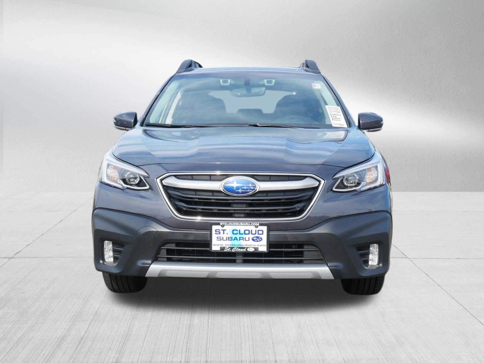 Used 2020 Subaru Outback Limited AWD/4WD image 2