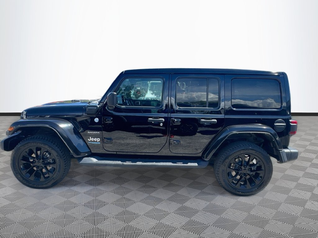 Certified 2021 Jeep Wrangler Unlimited Sahara w/ Cold Weather Group AWD/4WD image 9