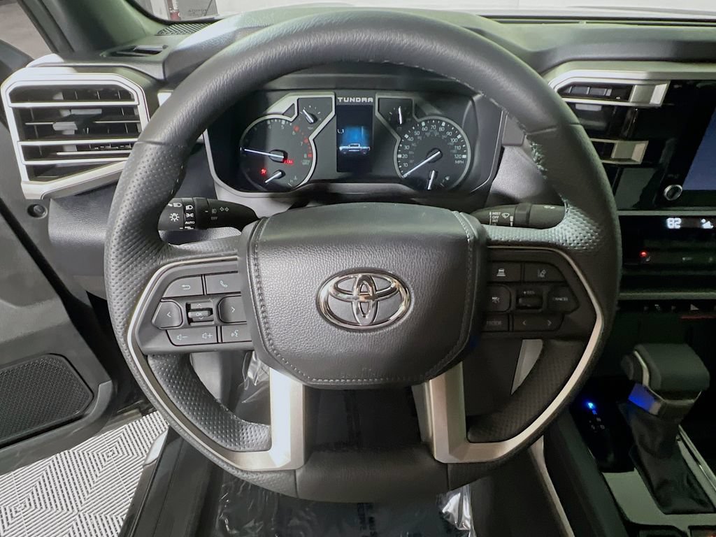 Certified 2025 Toyota Tundra SR5 w/ SR5 Premium Package AWD/4WD image 10