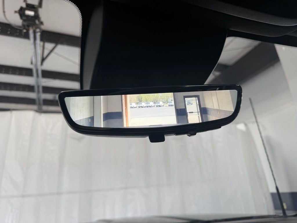 Used 2024 GMC Sierra 2500 AT4 w/ AT4 Premium Plus Package image 28