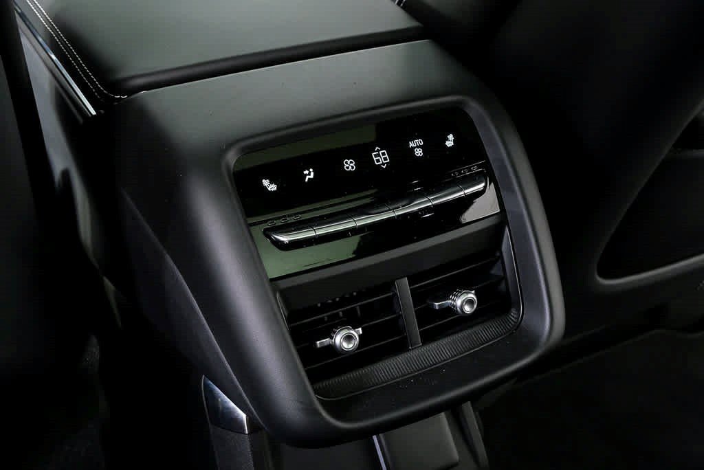 Certified 2026 Cadillac Lyriq V AWD/4WD image 17