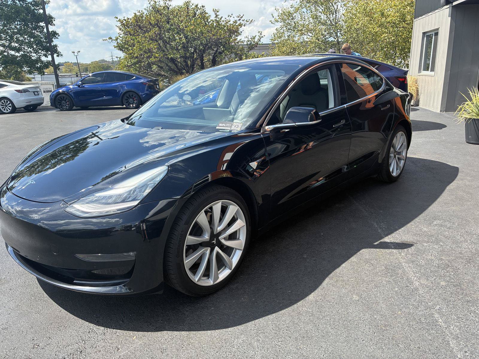 Used 2019 Tesla Model 3 Mid Range RWD image 7