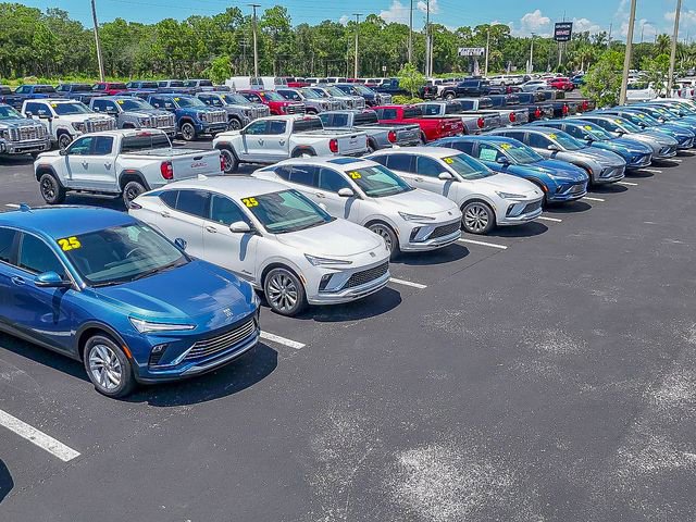 Used 2021 Buick Enclave Preferred image 10