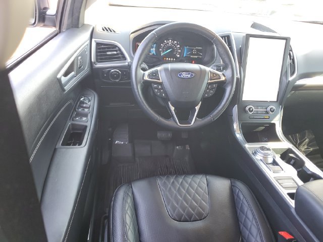 Used 2024 Ford Edge Titanium w/ Equipment Group 301A AWD/4WD image 9