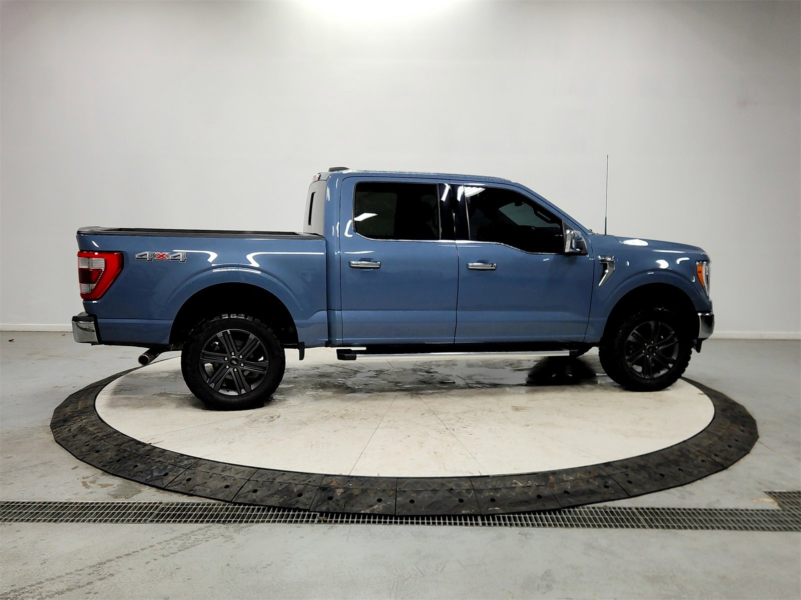 Used 2023 Ford F150 Lariat image 8