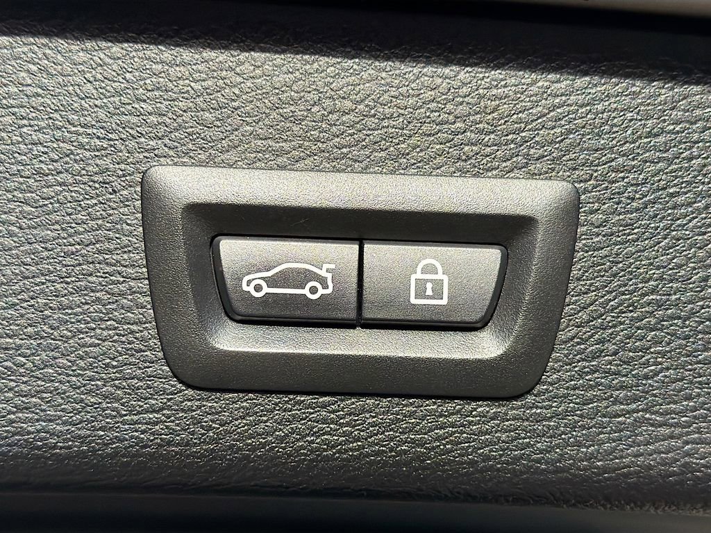 Used 2016 BMW X3 xDrive28i image 12